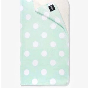 Brand New VS PINK Mint Sherpa Blanket